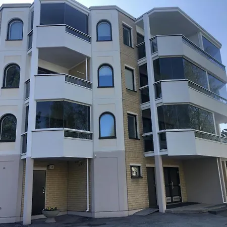 And Spacious For 4 With Sauna